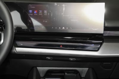 2025款 530Li 领先型 M运动套装-内饰-图片-有驾