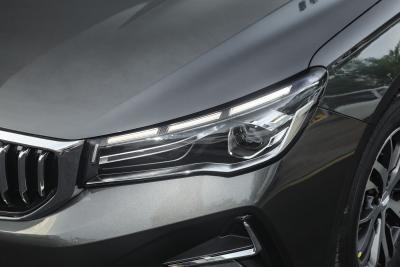 2025款 第4代 400万纪念款 1.5L CVT飞越型-外观-图片-有驾