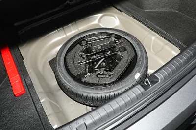 2026款 第4代 400万纪念款 1.5L CVT飞越型-外观-图片-有驾