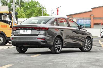 2026款 第4代 400万纪念款 1.5L CVT飞越型-外观-图片-有驾
