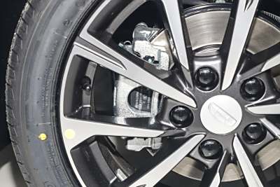 2026款 第4代 400万纪念款 1.5L CVT飞越型-外观-图片-有驾