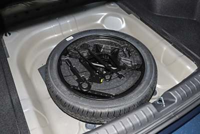 2026款 第4代 400万纪念款 1.5L CVT飞越型-外观-图片-有驾
