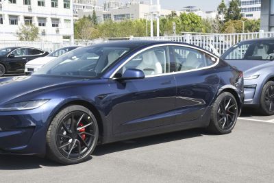 2025款 改款 高性能全轮驱动版-外观-图片-有驾