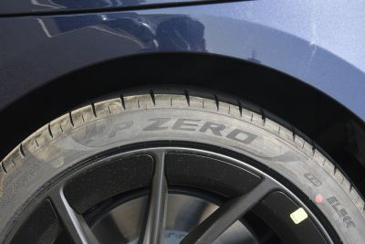 2025款 改款 高性能全轮驱动版-外观-图片-有驾