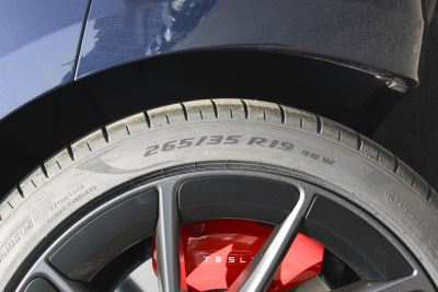 2025款 改款 高性能全轮驱动版-外观-图片-有驾