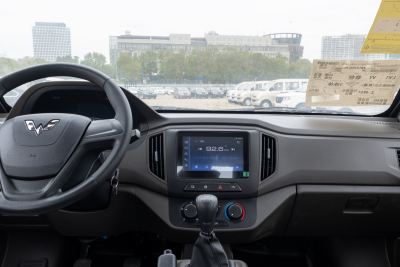 2023款 1.5L双排加长版标准型LAR-内饰-图片-有驾