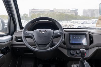 2023款 1.5L双排加长版标准型LAR-内饰-图片-有驾