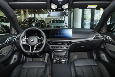 2024款 430i Gran Coupe M运动曜夜套装-内饰-图片-有驾 2024款 430i Gran Coupe M运动曜夜套装-内饰-图片-有驾