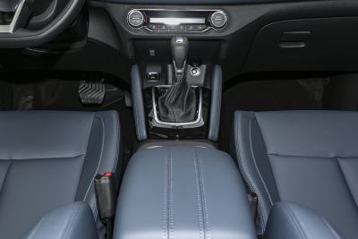 2025款 荣誉 2.0L CVT XV真心版-内饰-图片-有驾