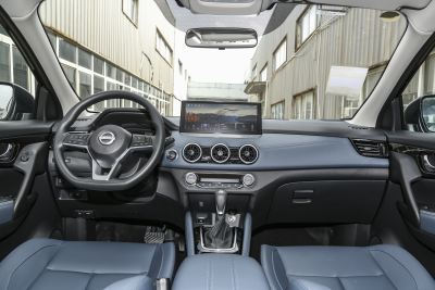 2025款 荣誉 2.0L CVT XV真心版-内饰-图片-有驾