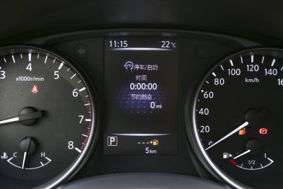 2025款 荣誉 2.0L CVT XV真心版-内饰-图片-有驾