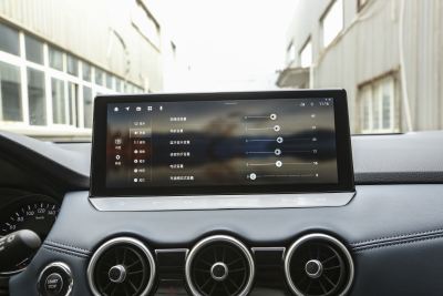 2025款 荣誉 2.0L CVT XV真心版-内饰-图片-有驾