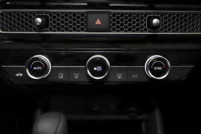 2025款 240TURBO CVT 智趣Plus-内饰-图片-有驾