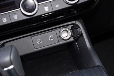 2025款 240TURBO CVT 智趣Plus-内饰-图片-有驾
