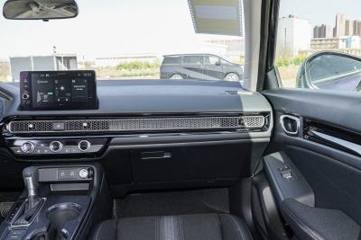 2025款 240TURBO CVT 智趣Plus-内饰-图片-有驾
