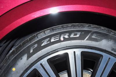 2026款 增程 Ultra四驱版 5座-外观-图片-有驾