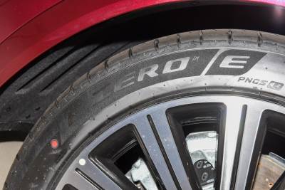 2026款 增程 Ultra四驱版 5座-外观-图片-有驾