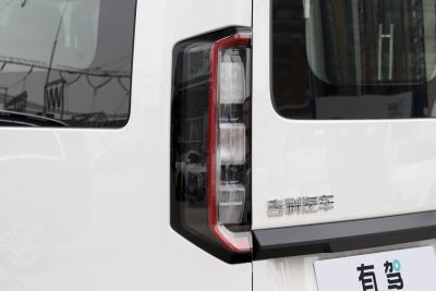 2024款 智富版行动派短轴中顶51kWh-外观-图片-有驾