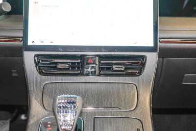 2026款 HEV尊贵版-内饰-图片-有驾