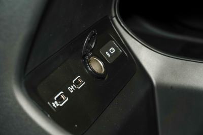 2026款 HEV尊贵版-内饰-图片-有驾