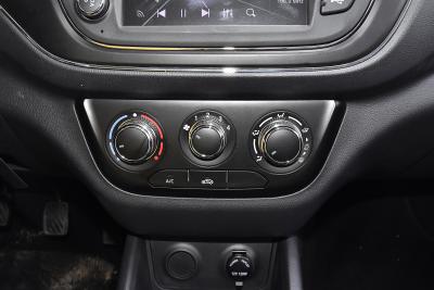 2021款 1.5L欧诺S智享版单蒸空调厢货JL473QG-内饰-图片-有驾