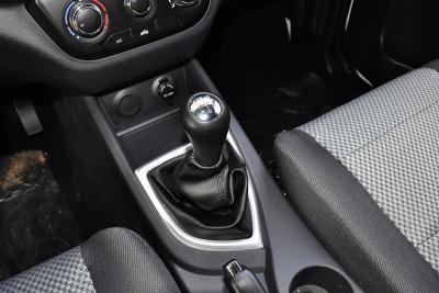 2021款 1.5L欧诺S智享版单蒸空调厢货JL473QG-内饰-图片-有驾