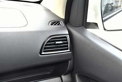 2021款 1.5L欧诺S智享版单蒸空调厢货JL473QG-内饰-图片-有驾