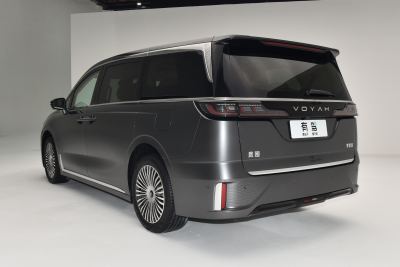 2025款 PHEV 四驱旗舰鲲鹏版-外观-图片-有驾