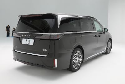 2025款 PHEV 四驱旗舰鲲鹏版-外观-图片-有驾