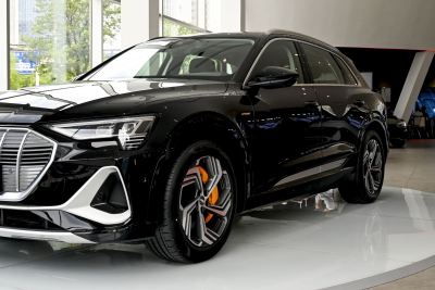 2021款 50 quattro 臻选型-外观-图片-有驾