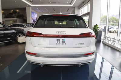 2021款 50 quattro 臻选型-外观-图片-有驾