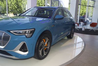 2021款 50 quattro 臻选型-外观-图片-有驾