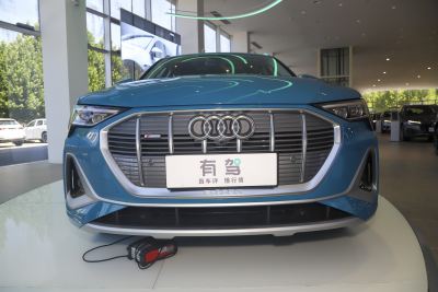 2021款 50 quattro 臻选型-外观-图片-有驾