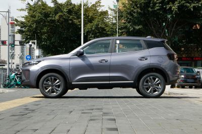 2025款 1.5L 手动豪华版-外观-图片-有驾