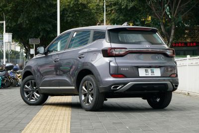 2025款 1.5L 手动豪华版-外观-图片-有驾