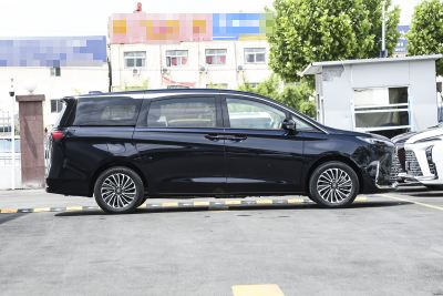 2025款 陆尚 尊享版 7座-外观-图片-有驾