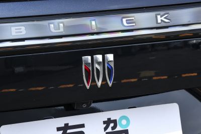 2025款 陆尚 尊享版 7座-外观-图片-有驾