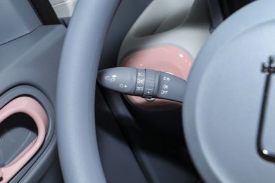 2025款 222km 灵犀马-内饰-图片-有驾