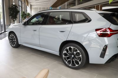 2026款 xDrive30L 领先型 M运动曜夜套装-外观-图片-有驾