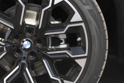 2026款 xDrive30L 领先型 M运动曜夜套装-外观-图片-有驾