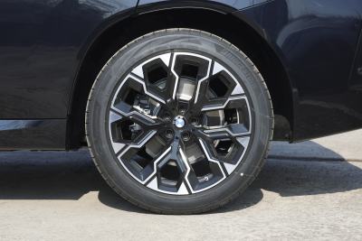 2026款 xDrive30L 领先型 M运动曜夜套装-外观-图片-有驾