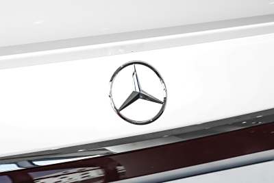 2025款 改款 E 300 豪华型运动版-外观-图片-有驾