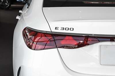 2025款 改款 E 300 豪华型运动版-外观-图片-有驾