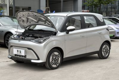 2025款 Mate 300km追风版-外观-图片-有驾