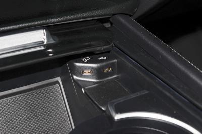 2022款 GLE 450 4MATIC 轿跑SUV 时尚型-内饰-图片-有驾