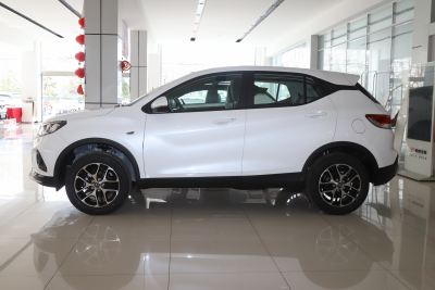 2022款 1.5L 手动豪华型-外观-图片-有驾