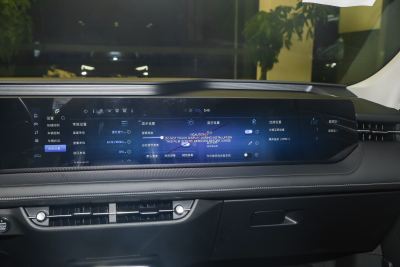 2025款 2.0T EcoBoost 豪华型-内饰-图片-有驾