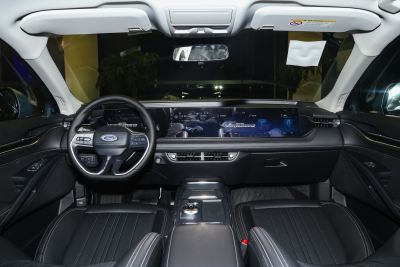 2025款 2.0T EcoBoost 豪华型-内饰-图片-有驾