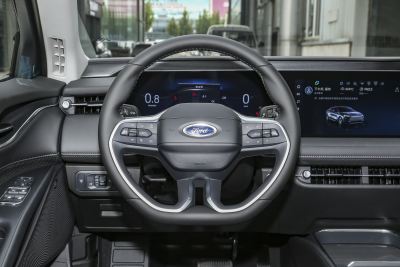 2025款 2.0T EcoBoost 豪华型-内饰-图片-有驾