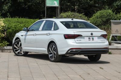 2025款 改款二 300TSI DSG卓越版-外观-图片-有驾